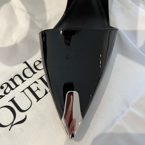 Alexander McQueen ankle pumps - Picture 4 of 9